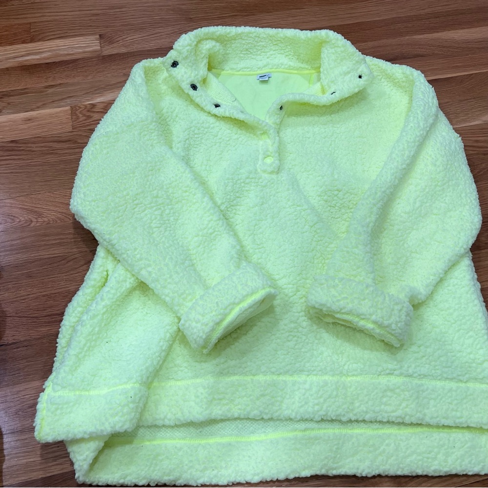 Yellow aerie sherpa